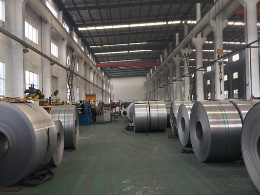 3.5 * 1500mm BA EN 304 Thùng chứa hóa chất cuộn bằng thép không gỉ SS Coil 304
