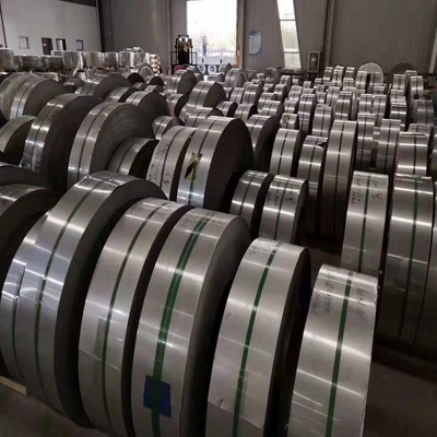 Dải thép không gỉ 900mm 0,8mm 304 2B Kết thúc đai SS Tiêu chuẩn ASME