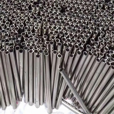 AISI 201 BA Ống thép không gỉ liền mạch 42,2mm OD 1,65mm WT Chiều dài 6000mm