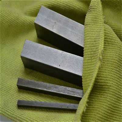Q235B 12 mm OD hàn Thanh vuông bằng thép carbon Tòa nhà 6m được sử dụng màu đen ASTM DIN